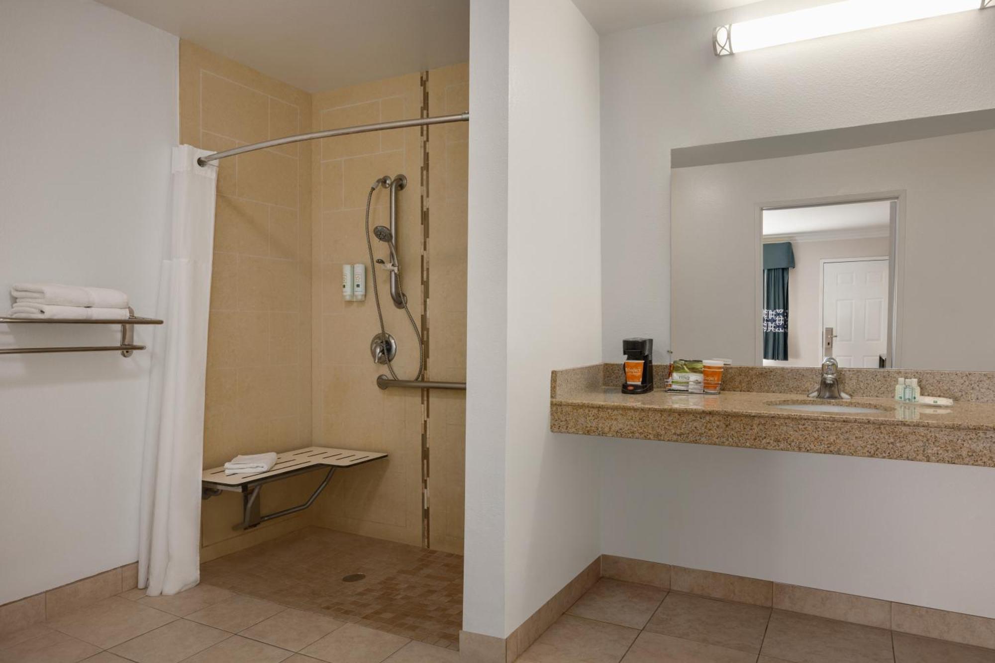 Quality Inn Lake Elsinore I-15 Exterior foto